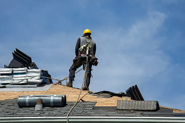 Professional Roof Replacement technician working in Mirror Lake, NH